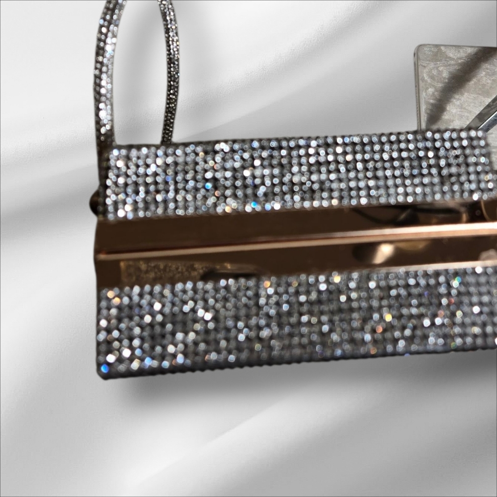 Ace of Spades Silver and Black Clutch - Picture 3 of 8